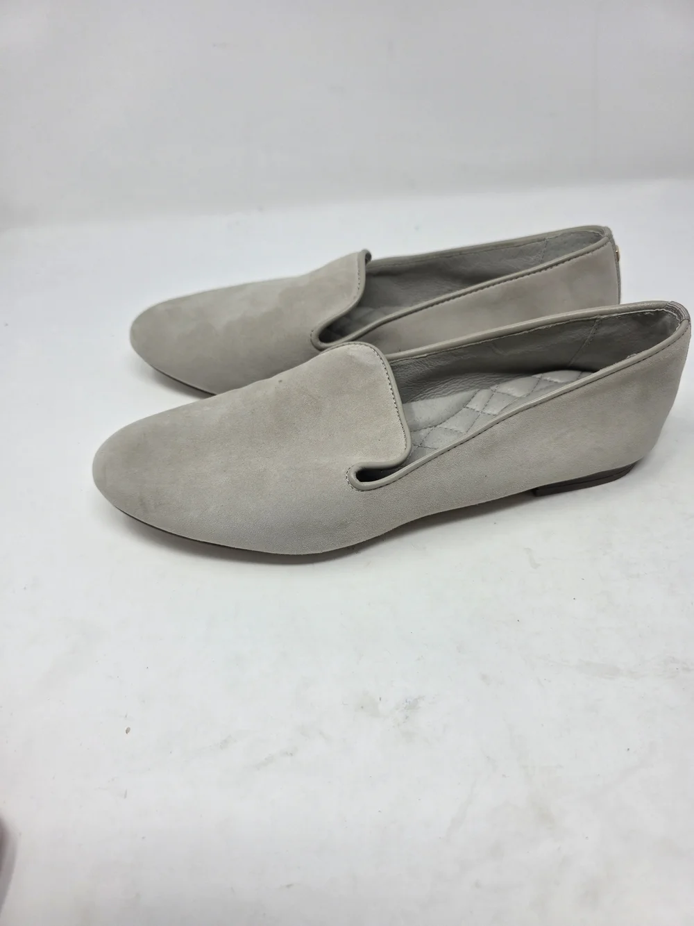 Birdies Women’s Loafers Size 8 Gray/Beige Suede Smoking Flats Quilted Insole
